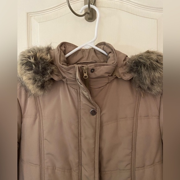Fen Nelli Winter Jacket - Picture 2 of 10